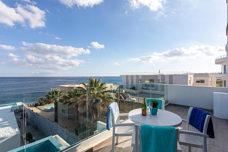 The Sea-Bank Villa Apartments Марсаскала Экстерьер фото